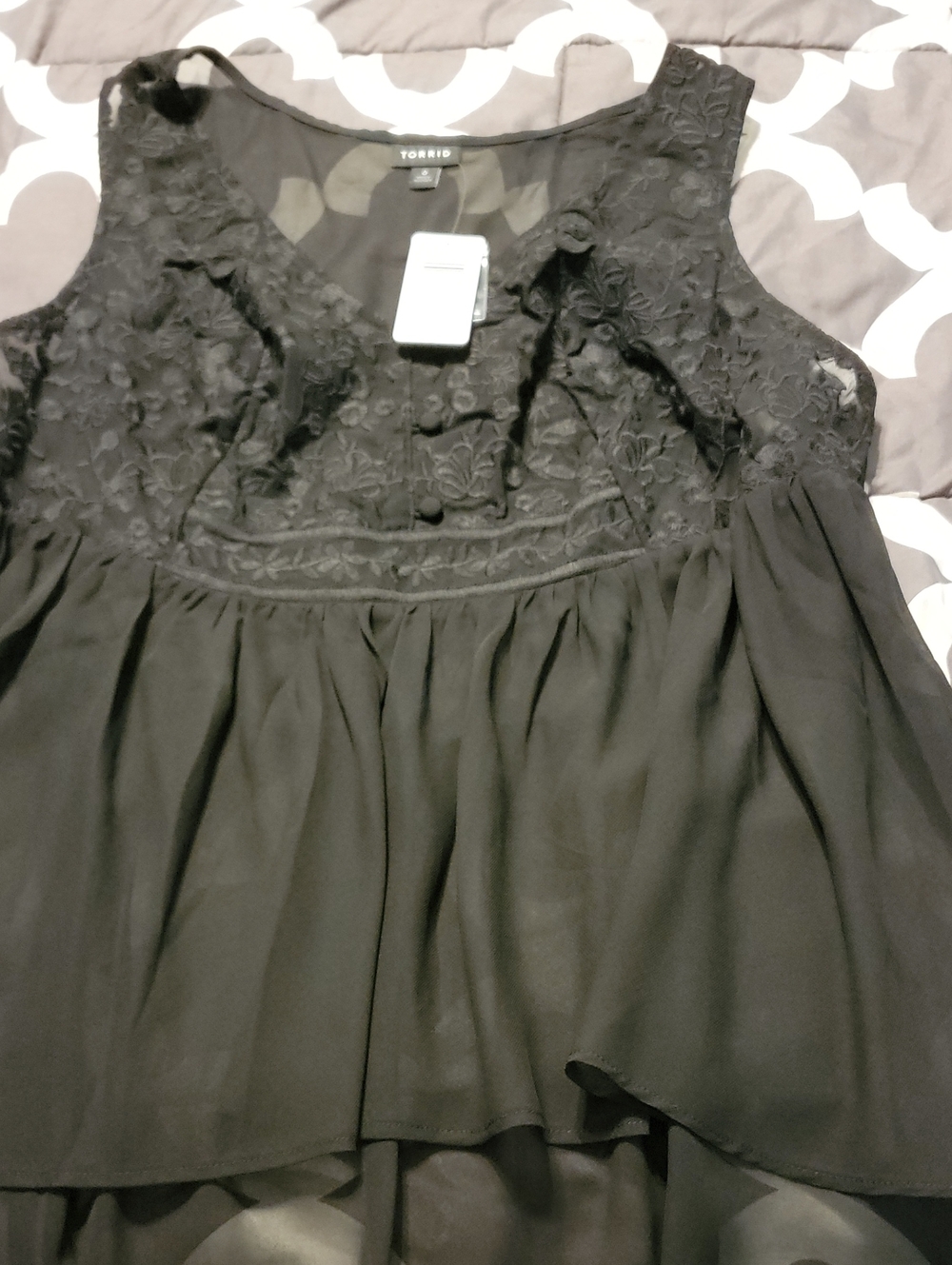 Torrid SIZE 0 Black Floral Embroidered Chiffon Peplum Tank NWT PLUS SIZE